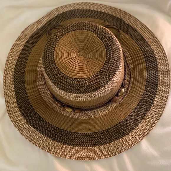 Accessories - 🆕✨JUST IN💃🏻 Adorable Straw Hat 👒